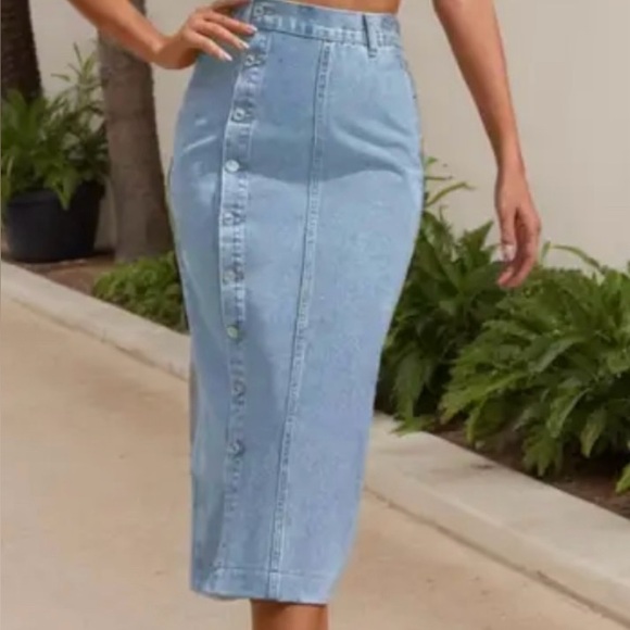 Denim Button-Down Maxi Skirt size L - Picture 2 of 4